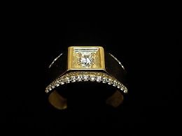 Златен мъжки пръстен, 4.78гр. ,Карнобат