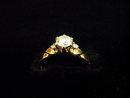 Златен дамски пръстен, 1.74гр. ,Сливен