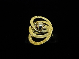 Златен дамски пръстен, 2.07гр. ,Ямбол