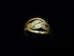 Златен дамски пръстен, 2.21гр. ,Бургас