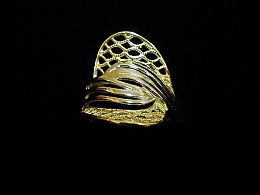 Златен дамски пръстен, 3.85гр. ,Сливен