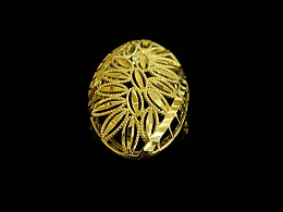 Златен дамски пръстен, 3.8гр. ,Бургас