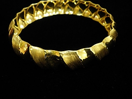 Златна твърда гривна, 8.66гр. ,Нова Загора