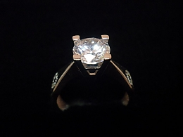 Златен дамски пръстен, 3.68гр. ,Ямбол
