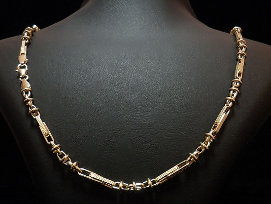 Златен синджир с елементи Версаче,олекотен - Златен синджир 10.21 гр.